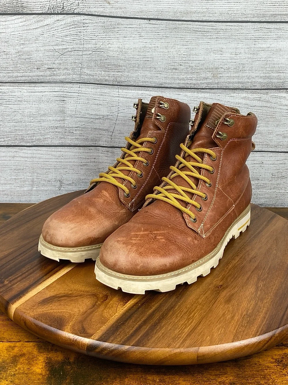 Volcom Smithington Rust Brown Lace Up Boots Men’s Shoe Size 11